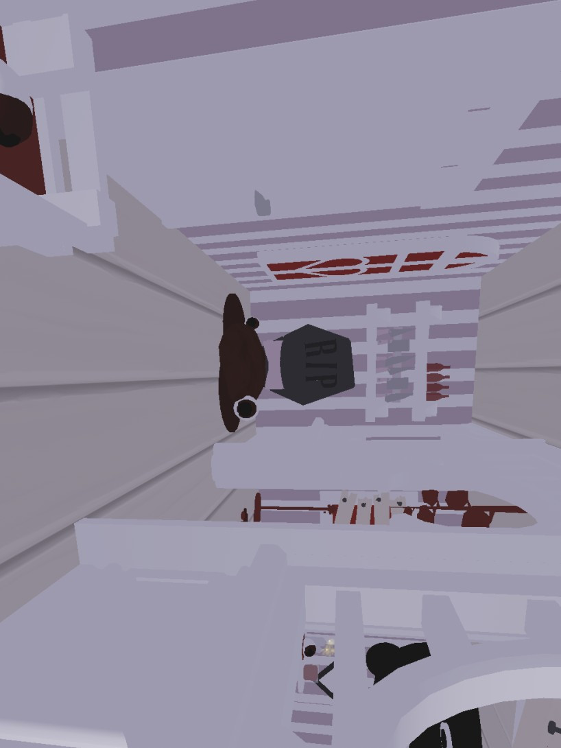 маленький домик в стиле хоррор