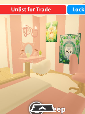 Розовый, милый мини дом