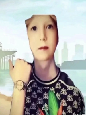 Очень жирный акк тотал 15000-16000 робуксов с учётом игр