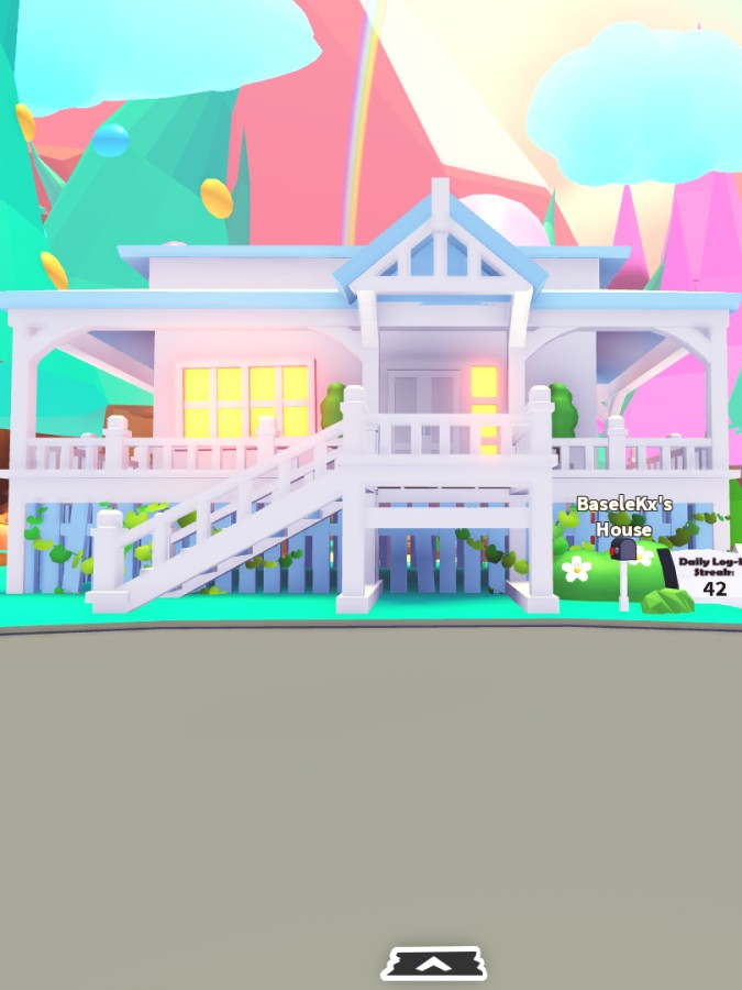 Просторный уютный домик в розовых тонах