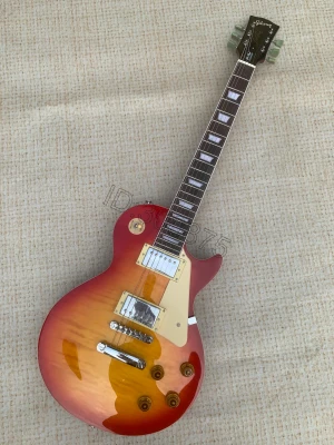 Коплю на электрогитару